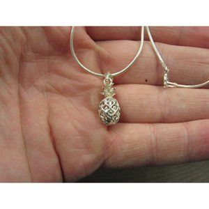9" Sterling Silver Pineapple Charm Ankle Bracelet Vintage Elegant Beautiful